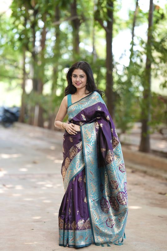 Sempiternal Dark Purple Soft Silk Saree With Lassitude Blouse Piece
