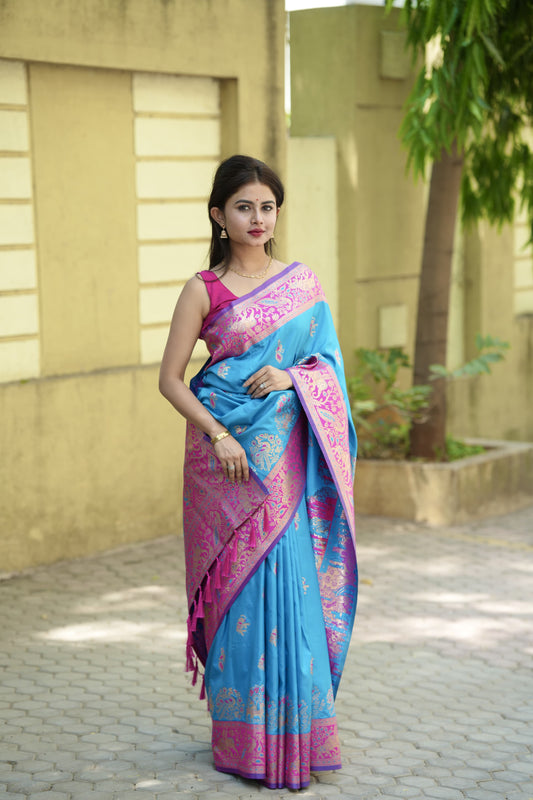 Sempiternal Firozi Soft Silk Saree With Lassitude Blouse Piece