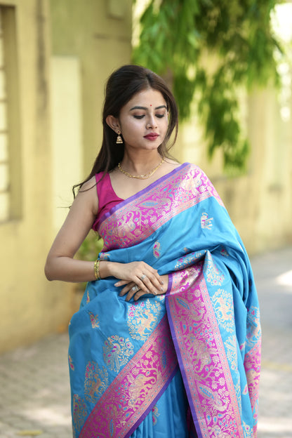 Sempiternal Firozi Soft Silk Saree With Lassitude Blouse Piece