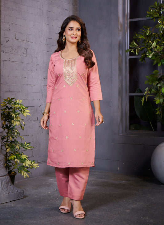 Beautiful Women Ethnic Motifs Embroidered Kurta Set